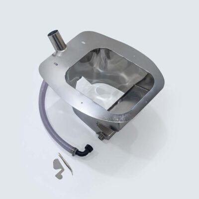 Set 1: Peepot Edelstahlmodul für Trockentoilette mit Rohr für Einstreu-Spülung, flexiblem Schlauch, Pinzette und kleinem Sieb.