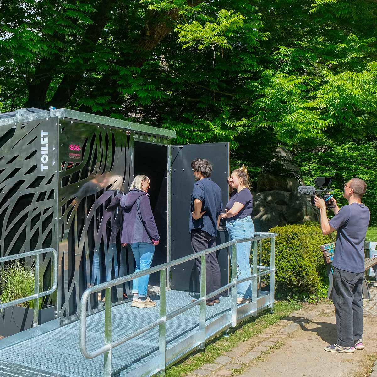 Libre DIN 32 Eröffnung der barrierefreien öffentlichen Toilette nach DIN-Norm "Libre DIN" in Ammonpark Eberswalde